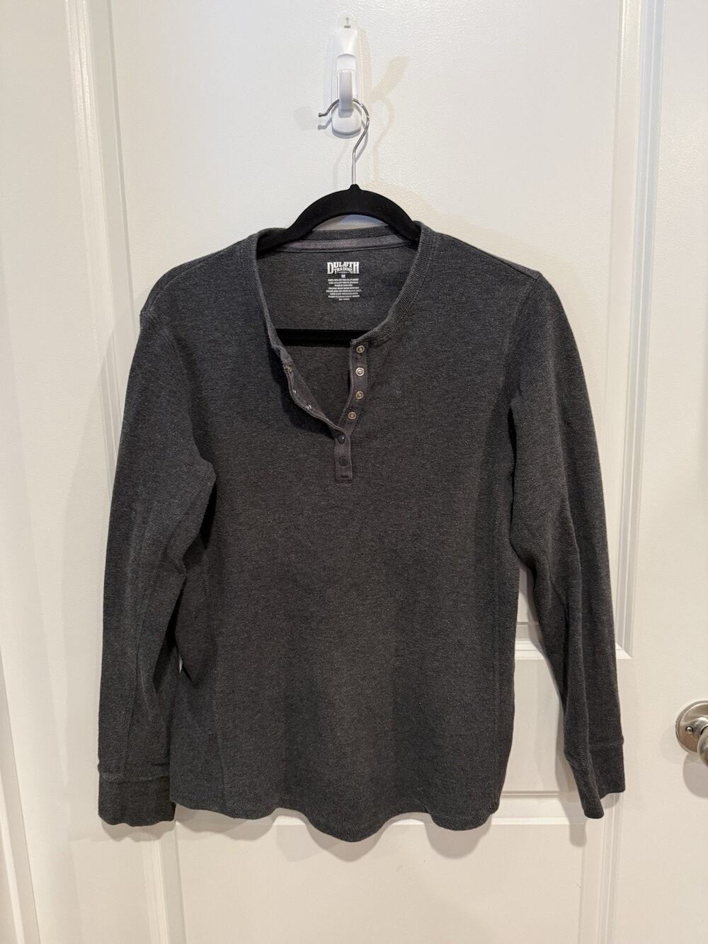 Duluth Trading Co Unisex Gray Cotton Long Sleeve Henley Top Sz Medium Thermal